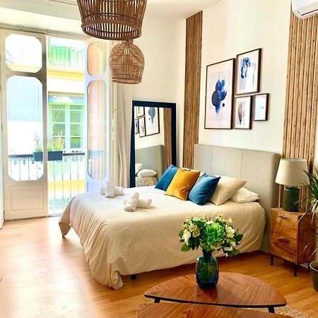Calderon III Deluxe Central Sinesedesignhomes Малага Экстерьер фото